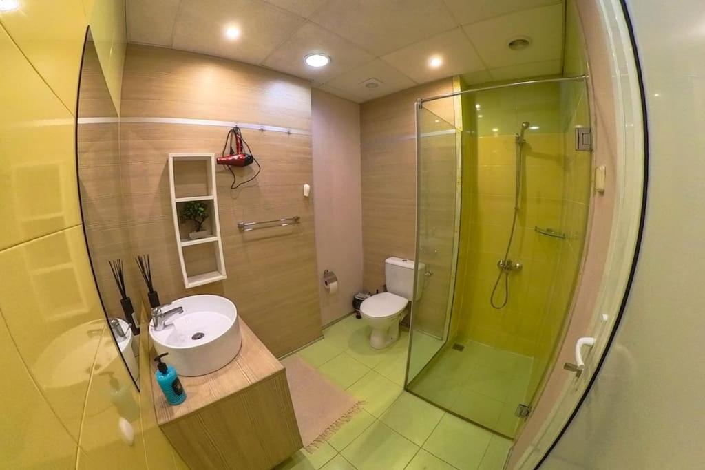 The Green Apartment In The Heart Of Old Sofia 1Bdr Bagian luar foto